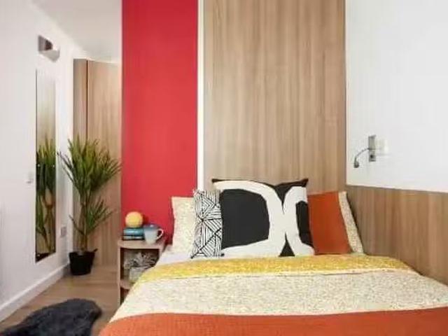 Basic Ensuite
