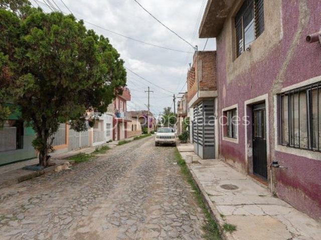 BASILIO BADILLO CASA EN VENTA