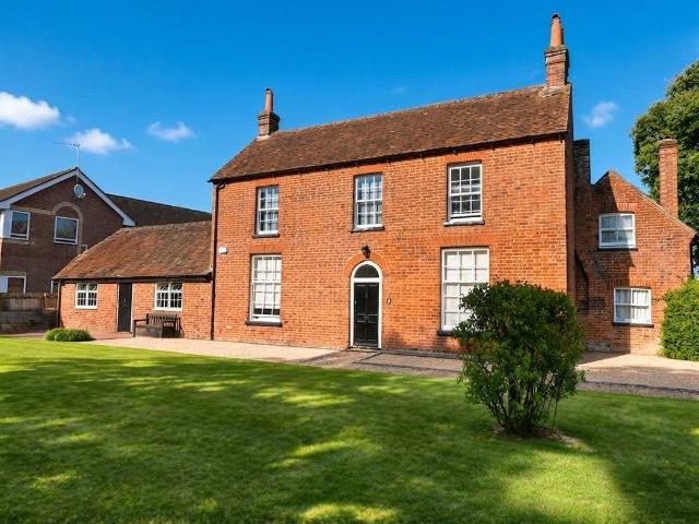 Basingstoke Road, Riseley, Reading, Berkshire RG7, 2 bed flat to rent, £1,700 pcm | PrimeLocation