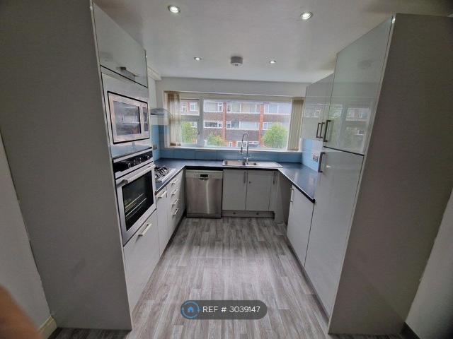 Baslow Drive, Cheadle SK8, 4 bed terraced house to rent, £1,690 pcm | PrimeLocation