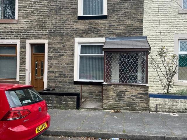 Basnett Street, Burnley, Lancashire BB10, 2 bed terraced house to rent, £675 pcm | PrimeLocation