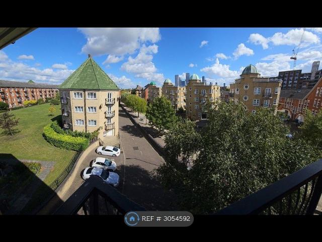Basque Court, London SE16, 1 bed flat to rent, £1,900 pcm | PrimeLocation
