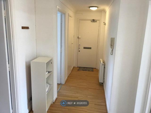 Basque Court, London SE16, 2 bed flat to rent, £2,150 pcm | PrimeLocation