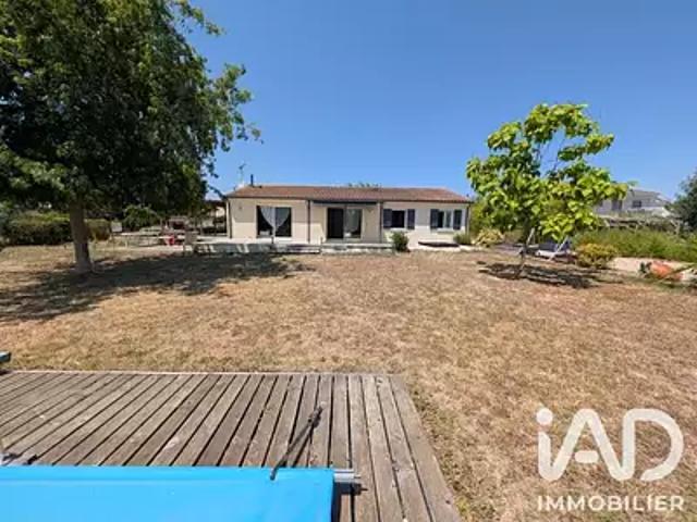 Bassac 16120 Achat / Vente maison 4 pièces t4 piscine terrasse