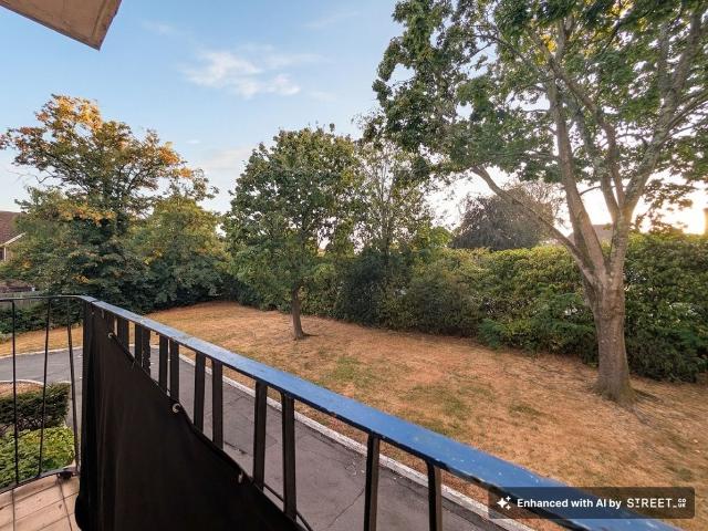 Bassett Avenue, Bassett Court Bassett Avenue SO16, 3 bed flat to rent, £1,450 pcm | PrimeLocation