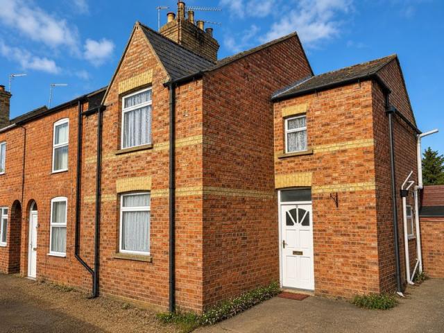 Bassett Place, Oundle, Peterborough, 2 bedroom, Semi Detached