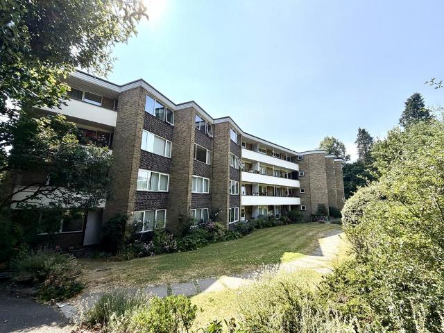 BASSETT, SO16 2 bed apartment to rent £1,200 pcm £277 pw