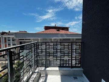 BATTALGAZİ MAHALLESİNDE SIFIR GENİŞ KULLANIŞLI LÜX 2+1 DAİRE