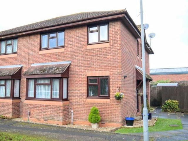 Battersby Mews, Aylesbury HP21, 2 bed property to rent, £1,175 pcm | PrimeLocation