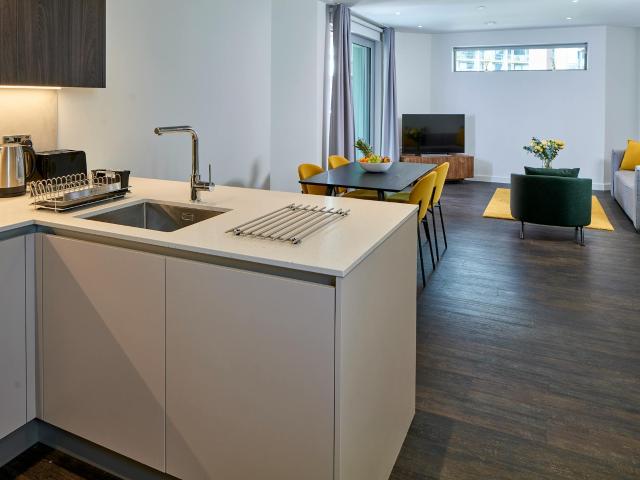 Battersea Park Road, Nine Elms, London, SW11 8BF, United Kingdom | 2 bed apartment for rent #165912974 | Rentberry