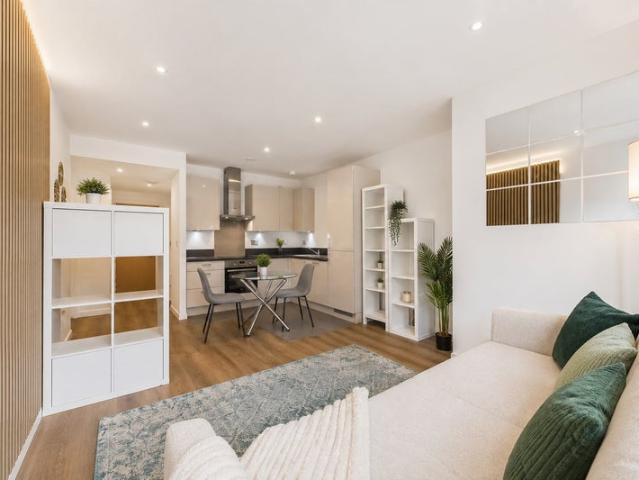 Battersea Reach Studio Apartment
