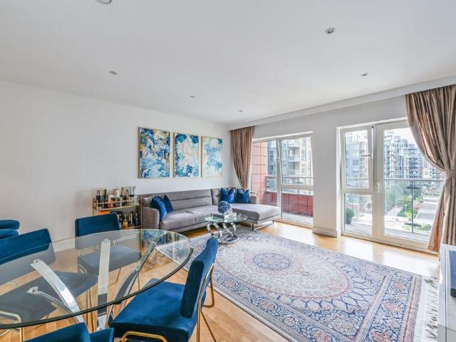 Battersea Reach, Wandsworth Town. 2 bed flat to rent £3,250 pcm £750 pw