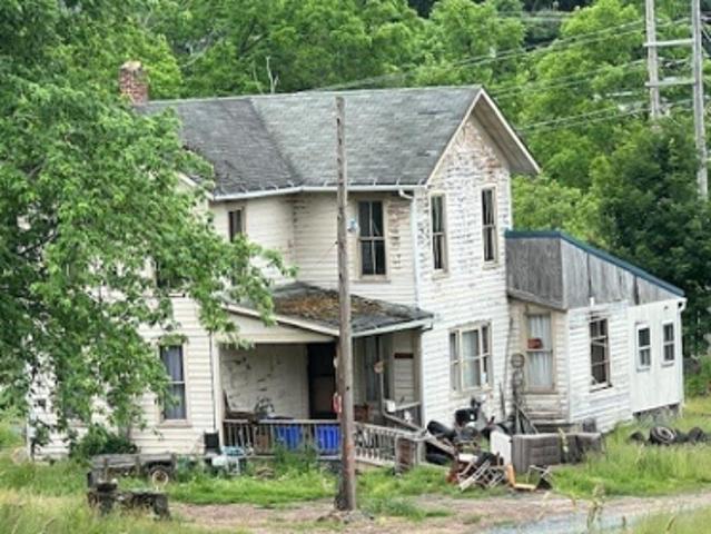 Batterson Ln