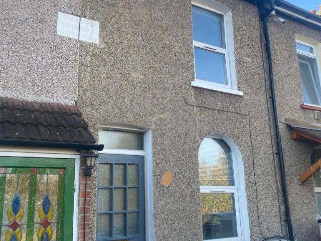 Battle Rd, London, DA8 2 bed house to rent £1,485 pcm £343 pw