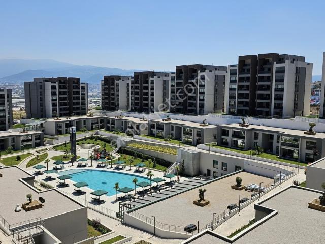 Batuhan Demiryakanoğlu'ndan Balat Zümrüt Kiralık 4+1 Daire