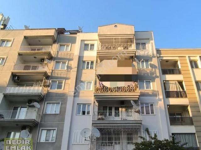 Batı Gazi Bulvarı Üzerinde Satılık Daire