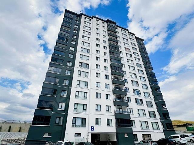 Batıkent Çakırlar NOWA WEST 2+1 Ebevyn Banyolu Kapalı Mutfaklı