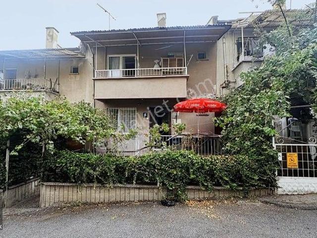 Batıkent Emlak'tan İlkyerleşim Mah 3 Katlı Önü Açık 4+1 Bodrumlu