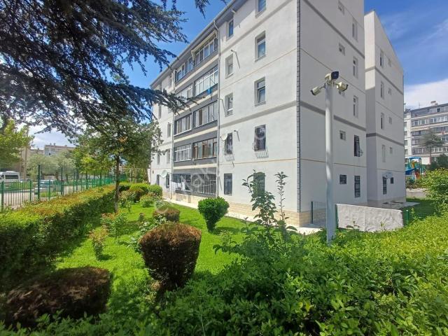 Batıkent Metro Yakını Kiralık 2+1 Daire Yenilenmiş, Manzaralı!
