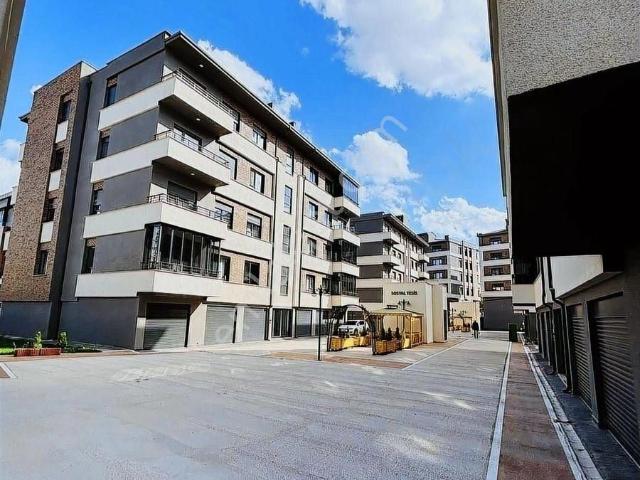 Batıkent Mh. 4+1 Daire Site İçi Kapalı Havuz Akıllı Ev Özel G