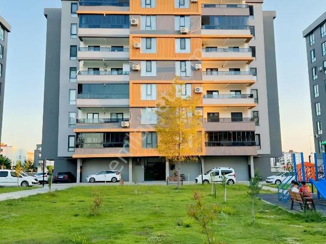 Batıkent Sitesinde Satılık Lüx Daire