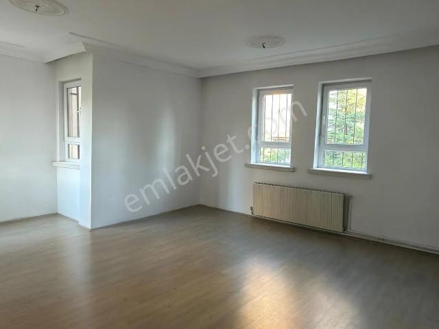 Batıkentte Metroya Yürüme Mesafesinde, Arakat Kiralık 3+1