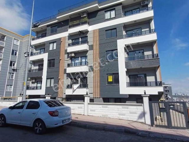 Batıkent'te Özel Tasarım 1+1 Kiralık Daire