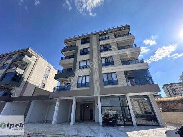 Batıkent'te Satılık Site İçerisinde 2+1 Daire