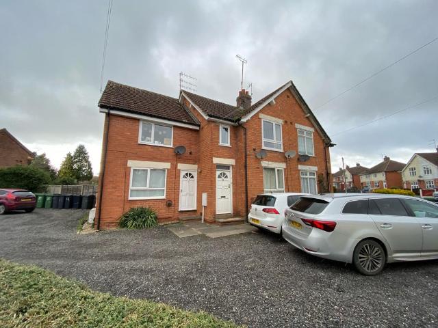 Batchley Road, Redditch, B97 1 bed flat to rent £700 pcm £162 pw