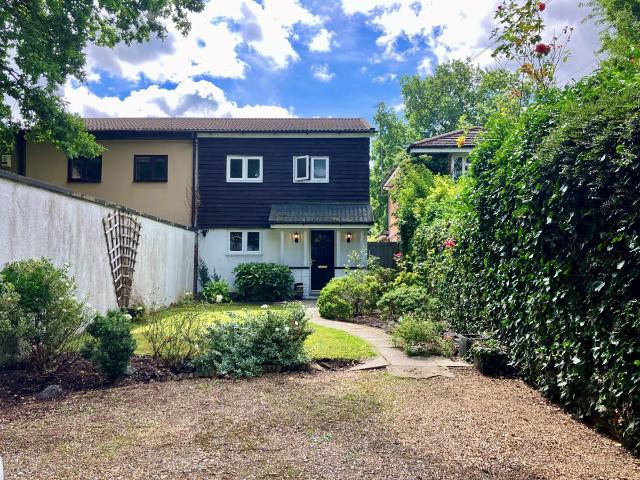 Batchwood Drive, St.Albans AL3, 3 bed semi detached house to rent, £2,500 pcm | PrimeLocation