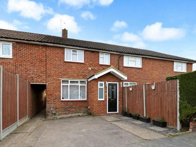 Bateson Way, Woking GU21 3 bed terraced house to rent £1,950 pcm £450 pw