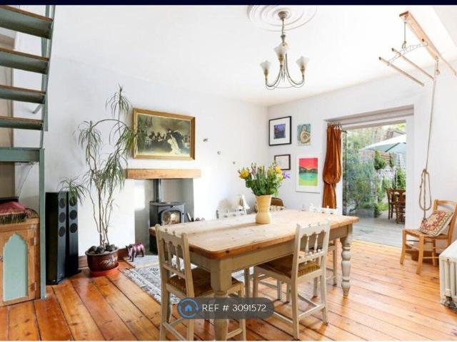 Bath Buildings, Bristol BS6, 2 bed maisonette to rent, £2,300 pcm | PrimeLocation