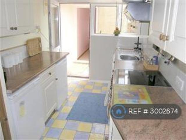 Bath, Bath, BA2 1 bed in a house share to rent £625 pcm £144 pw