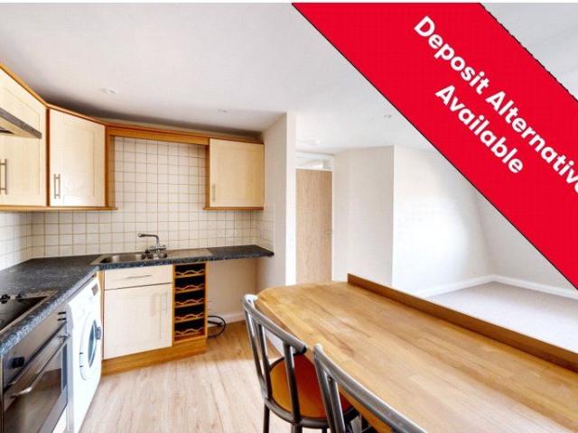 Bath Road, Cheltenham GL53, 2 bed flat to rent, £1,050 pcm | PrimeLocation