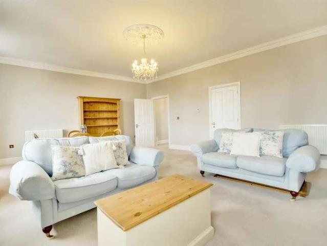 Bath Road, Cheltenham, GL53