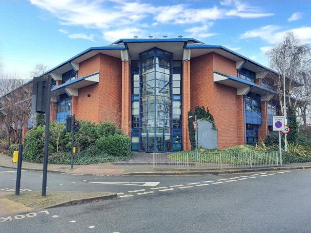 Bath Road, Harlington UB3, 1 bed flat to rent, £1,100 pcm | PrimeLocation