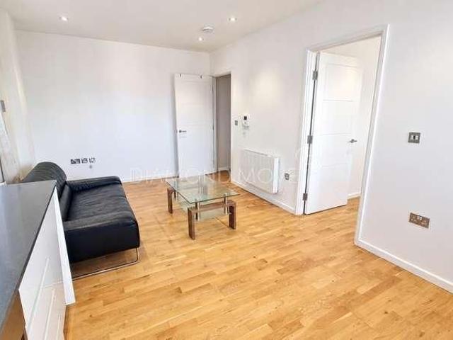 Bath Road, Slough, SL1