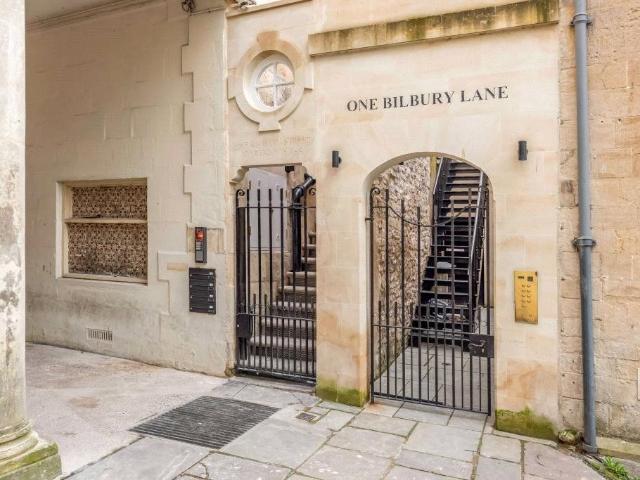 Bath Street, Bath, Somerset BA1, 2 bed flat to rent, £1,500 pcm | PrimeLocation