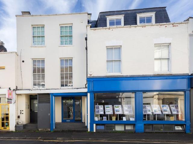 Bath Street, Cheltenham GL50, Studio to rent, £800 pcm | PrimeLocation