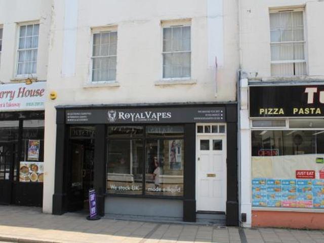 Bath Street, Leamington Spa Studio to rent £600 pcm £138 pw