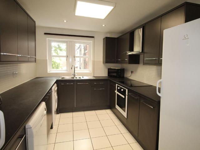 Bath Terrace, London, SE1
