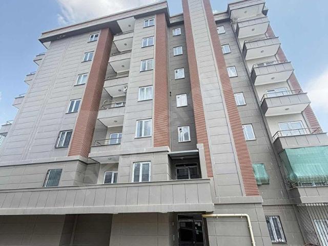 Batikent'de Satılık ust kat 2+0 Site içi Daire