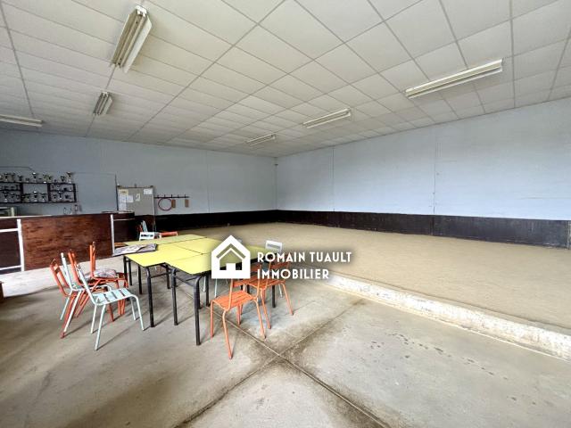 Bâtiment de 153 m2