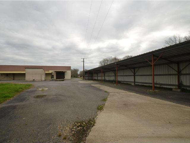 Bâtiment F15 3600m² Moulin Neuf