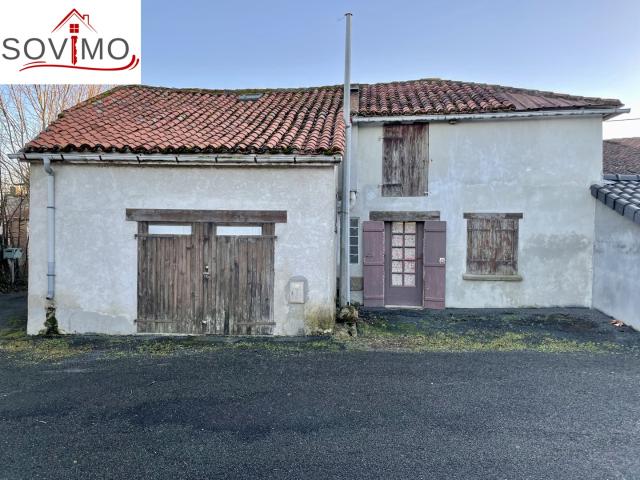 BATIMENT MITOYEN À RÉNOVER CONVERTIBLE EN HABITATION, SANS JARDIN