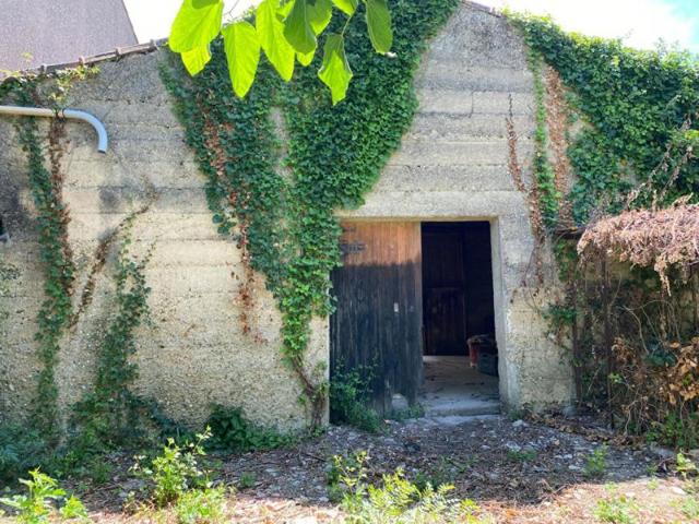 Bâtiment, Remise de 80M2 avec terrain de 362M2