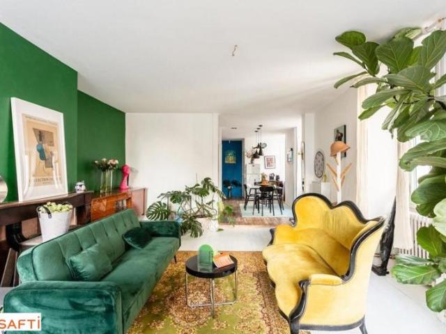 Batisse avec appartement et local commercial