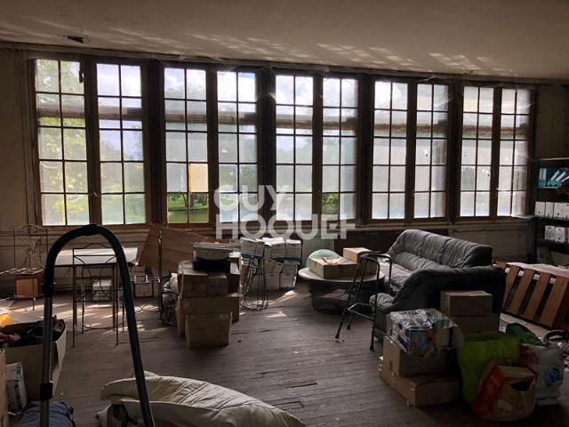 Bâtisse à Ferrieres En Brie de 900 m2