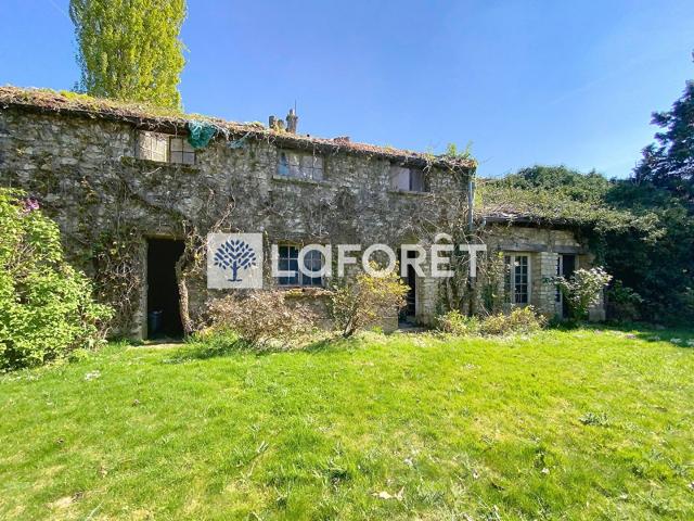 Bâtisse à réhabiliter à Saint Nom la Bretèche 180m² Saint Nom la Bretèche