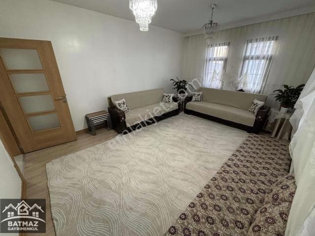 Batmaz Emlaktan Kuzeyşehirde Satılık 2+1 3. Kat Tapulu Daire